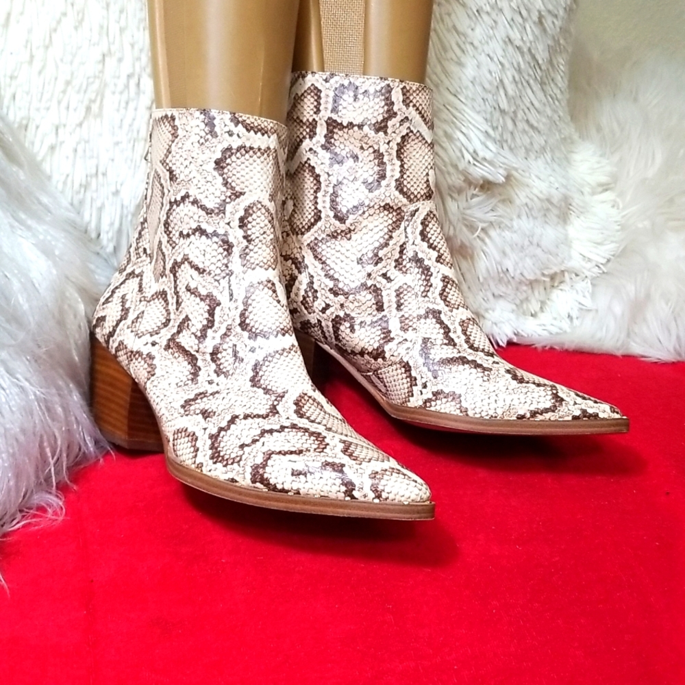 Steve Madden Cotter Ankle Boots